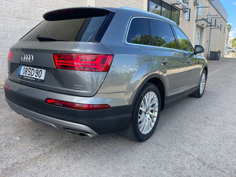 Audi Q7 3.0 TDI V6 272 CV