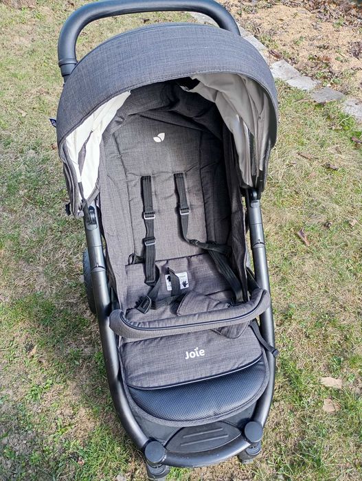 Wózek spacerowy Joie 4 air - pompowane koła