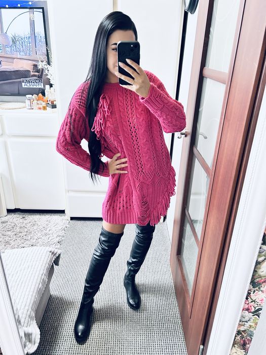 Sukienka sweterkowa oversize fuksja S M L frędzle