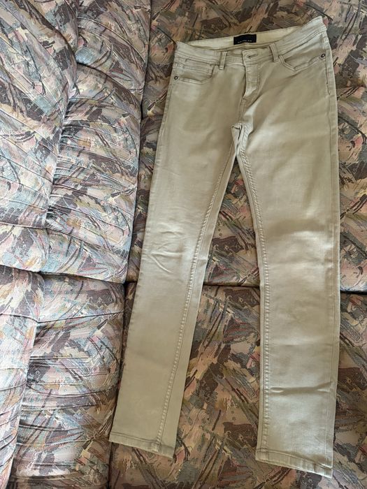 Calças para homem