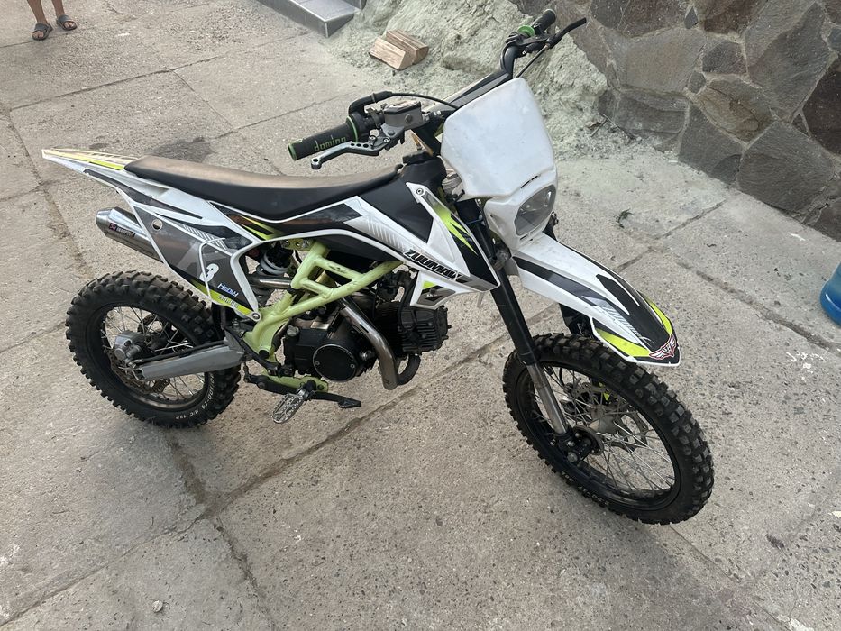 Питбайк 125куб 2023 рік завів поїхав