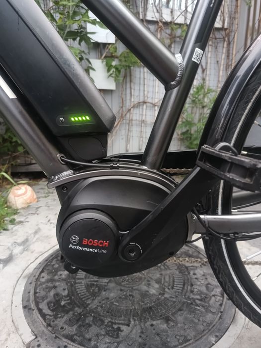 Електровелосипед новий Triumph Bosch Germany  с зарядним пристріем