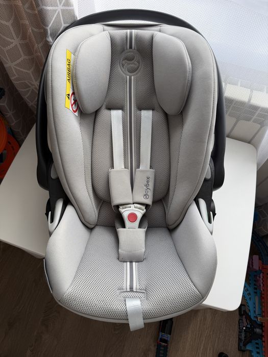 Автокрісло Cybex cloud g+