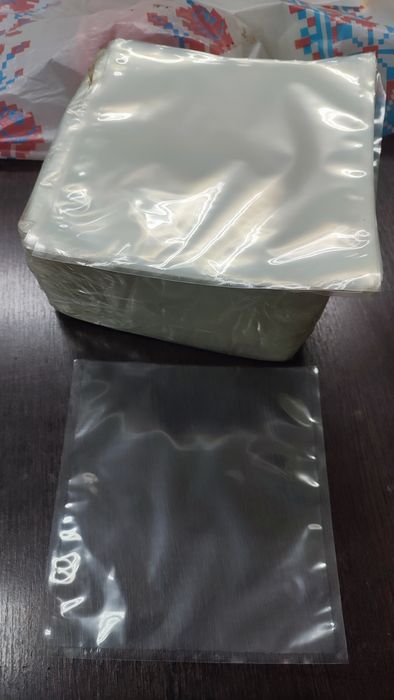 Пакеты для ваккуматора 240х250. Плотный.