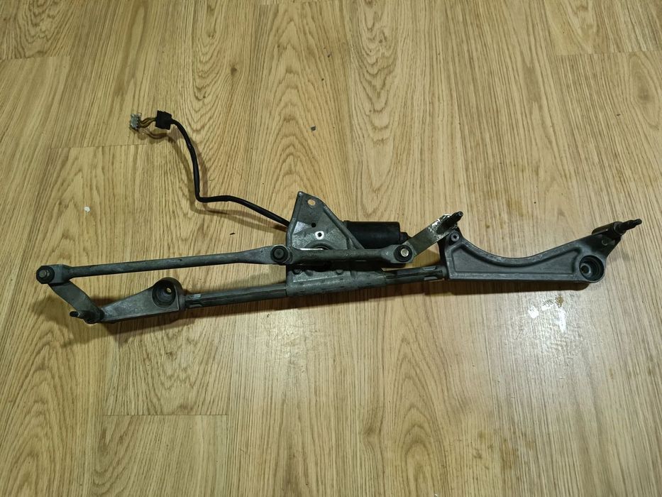 Motor limpa vidros Mercedes w203 classe C 2004