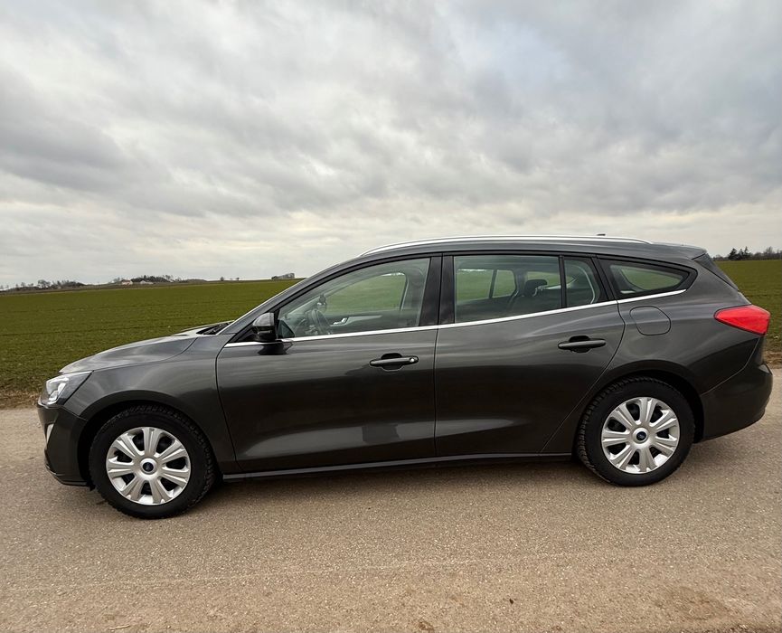 Ford Focus niski przebieg 2021r