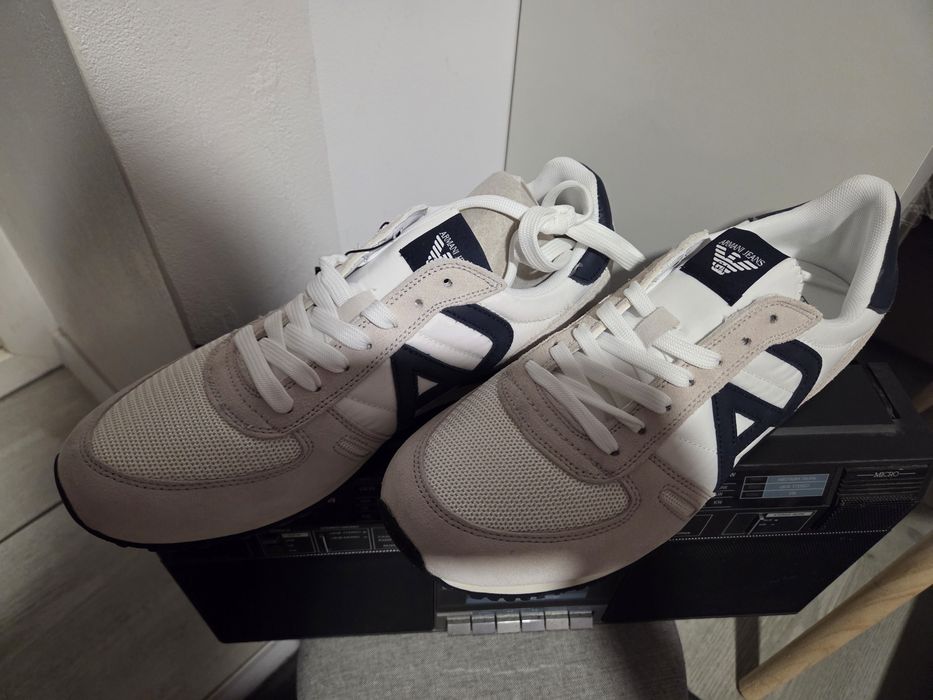 Meskie buty Armani rozm 44 jasne