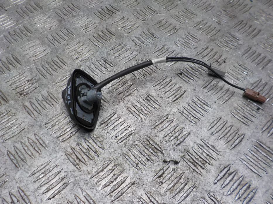 NISSAN X-TRAIL T32 PODSTAWA ANTENY