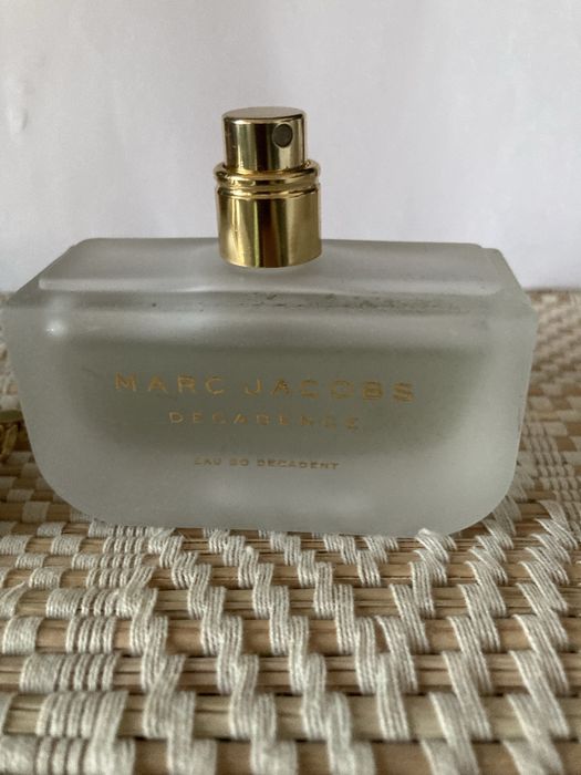 Marc Jacobs Eau So Decadent.