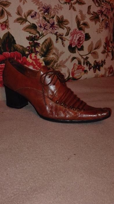 buty skóra naturalna 37