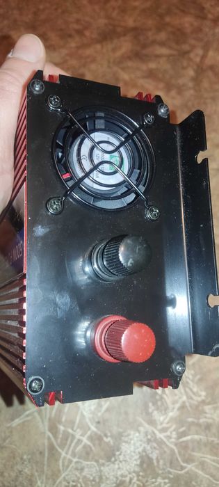 Інвертор 12-220в 1квт Оригінал з Німеччини