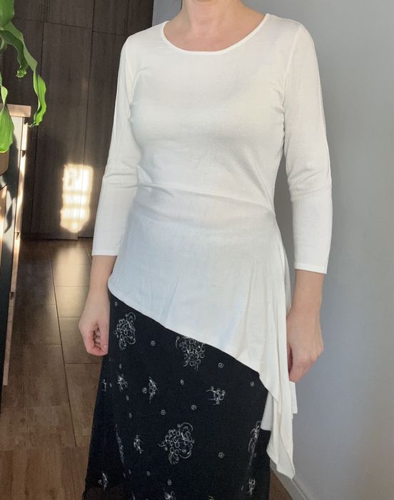 Nowa asymetryczna bluzka M