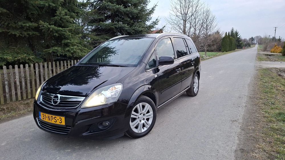 Opel Zafira 1.8B LIFT Cosmo Xexnon , 7 Osób.Nowy Rozrząd  Ładny Stan Opłacony!