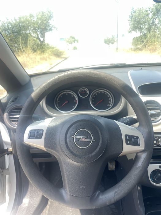 Opel corsa D 1.3