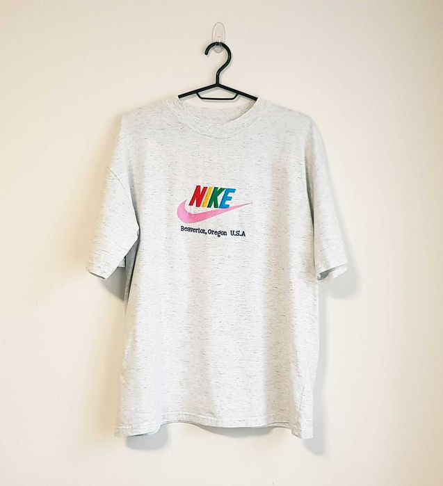 T-shirt Nike Beaverton vintage swoosh big central logo streetwear y2k