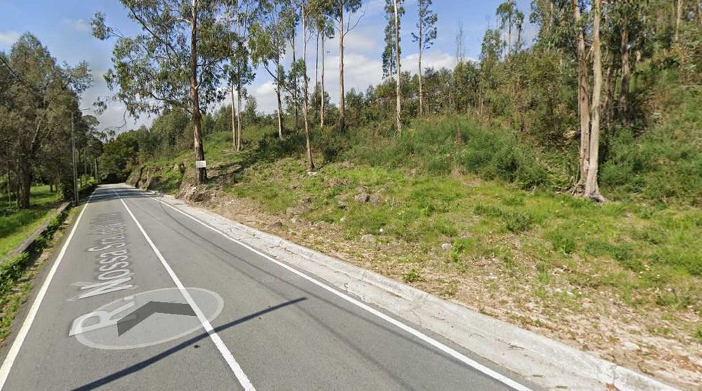 Terreno (13.283m2) com possibilidade de construção