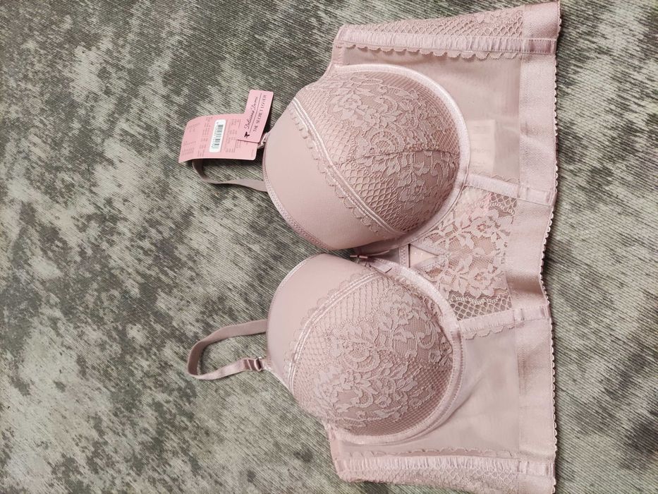 Biustonosz hunkemoller gorsetowy 90D odpowiedni na 85E