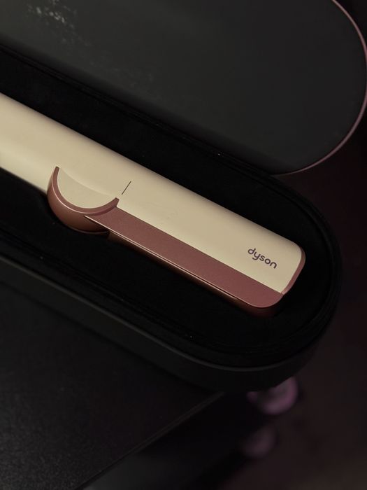 Випрямляч для волосся Dyson Airstrait