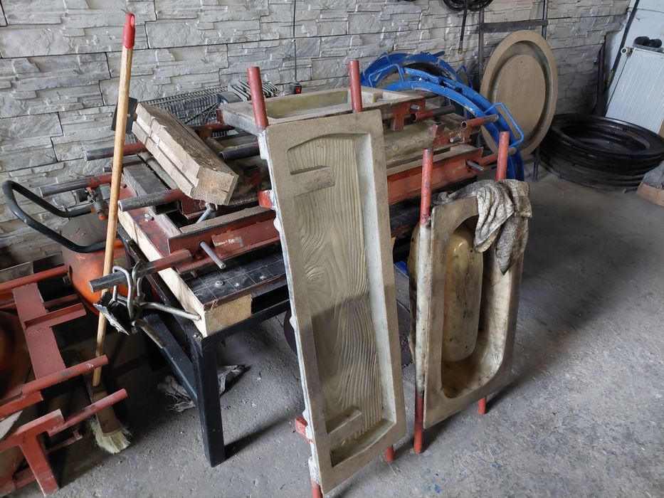 Zestaw form do betonu deska, kompostownik , donice,podkłady