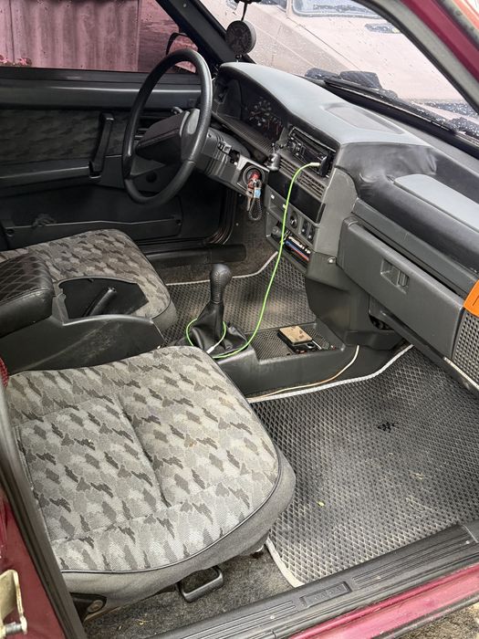 Автомобіль ваз 2109