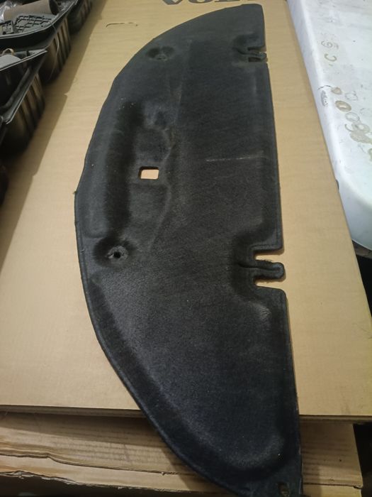 Wygłuszenie pokrywy silnika Yaris cross