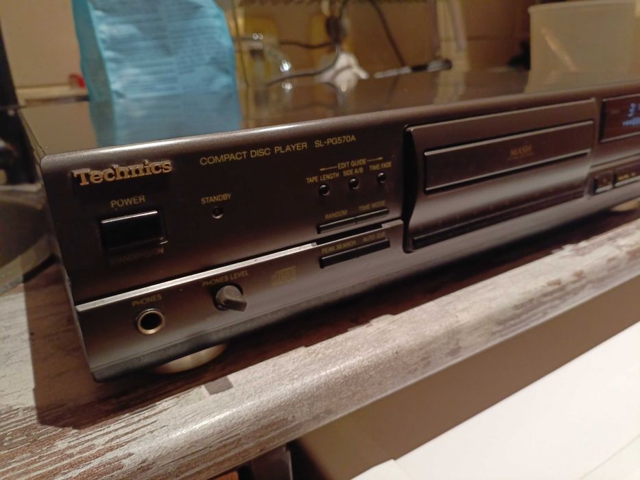 Sprzedam CD Technics SL-PG570a