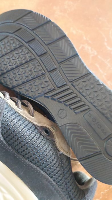 Buty sportowe mon