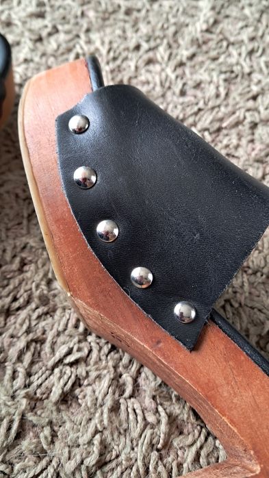 Buty klapki Mango