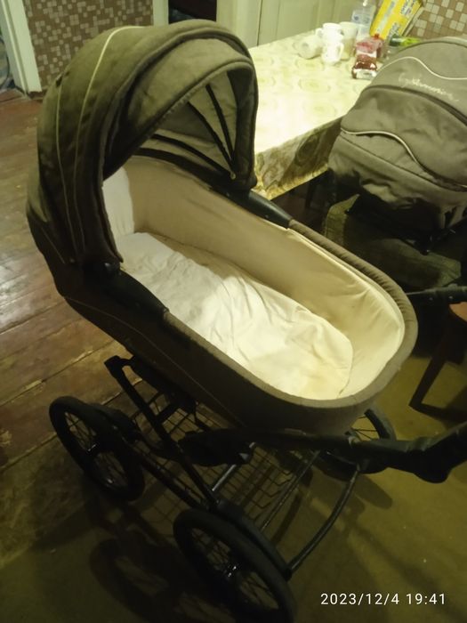 Продам Детскую Коляску