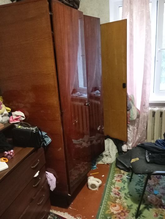Шкаф.Безкоштовно.