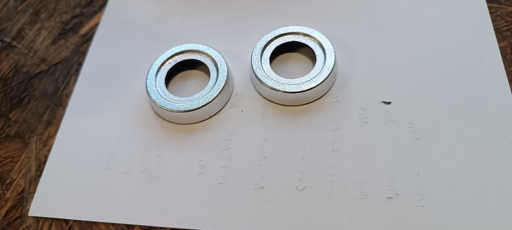 Fiat 126p syrena Polonez Fiat 125p rozetki korbek chrom plastikowe