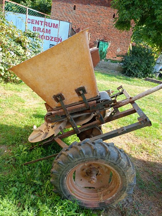 Siewnik do nawozów Polski producent
