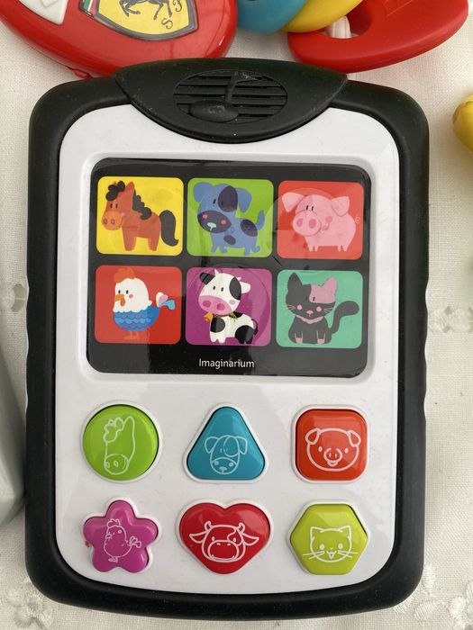 Tablet, microfone, chaveiro, carrosel Fisher Price
