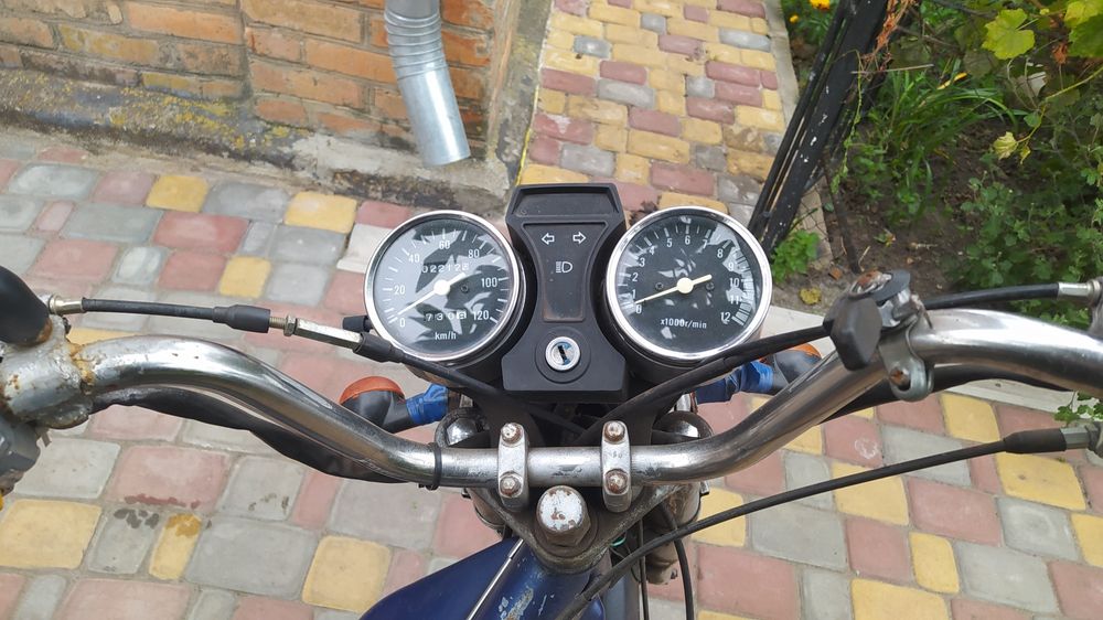 Прдається Мопед кануні