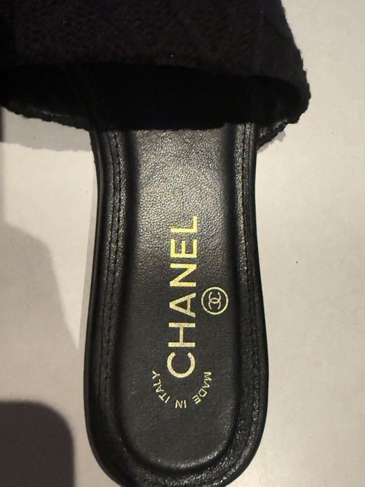 Chanel klapki czarne 38