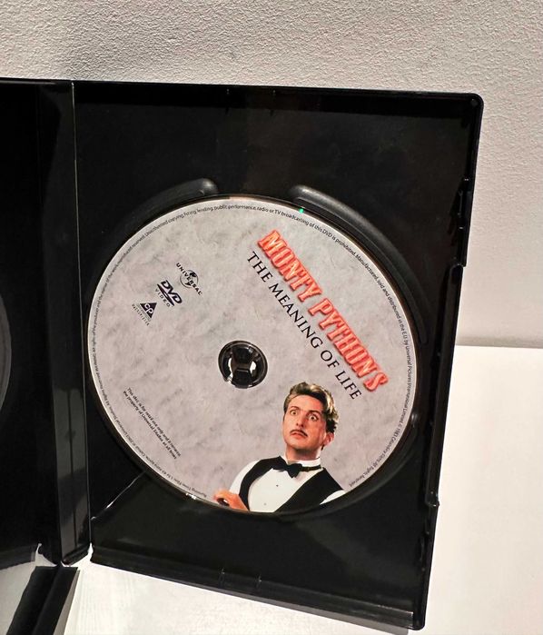 DVD Monty Python The Meaning of Life64751429590914122