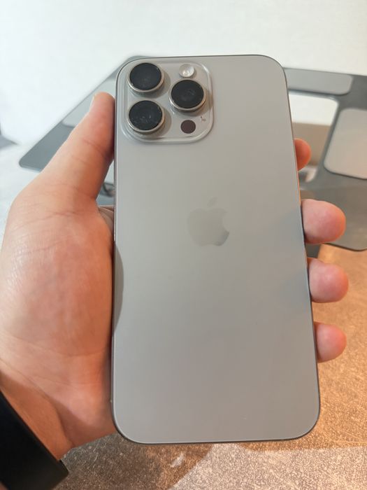 IPhone 16 pro max 256 gb