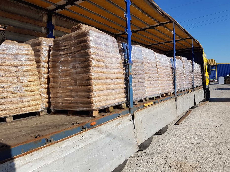 Dostępny Ekogroszek energo EXTRA PREMIUM+ workowany suchy