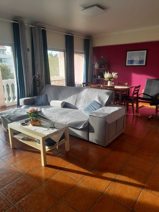 T2 C/Piscina, em zona nobre de Monte Gordo, abril e maio.