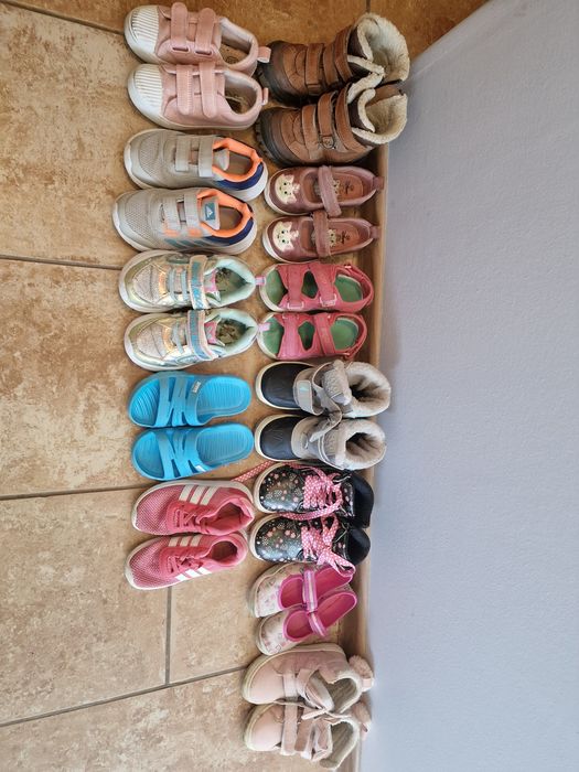 Buty dziewczęce w rozm. 26