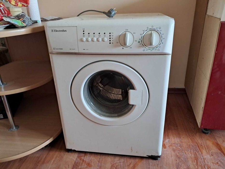 Маленька пральна машина Electrolux EWC 1350 під раковину. САМОВИВІЗ