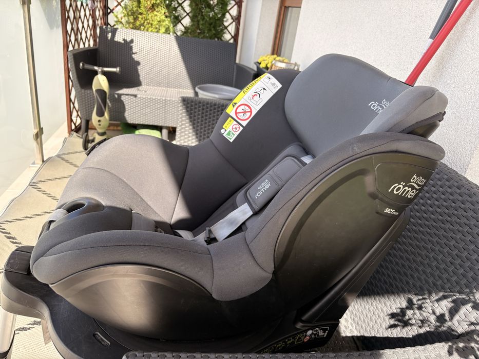 Fotelik obrotowy Britax römer