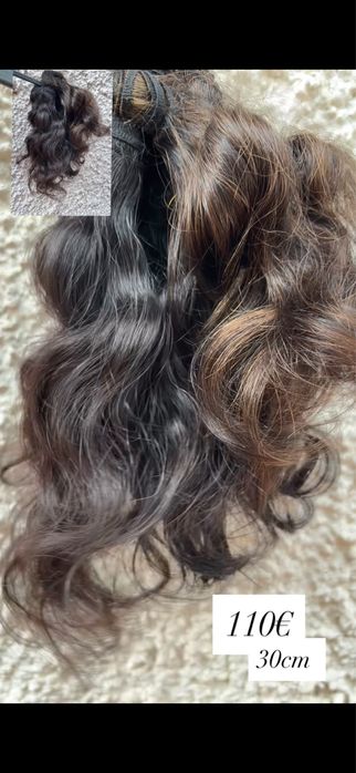 postiços e cabelos indianos disponíveis