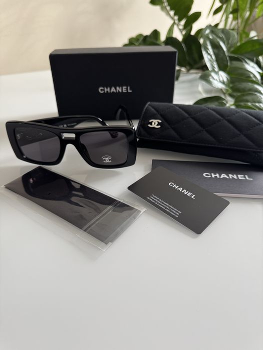 Okulary  przeciwsłoneczne   Chanel