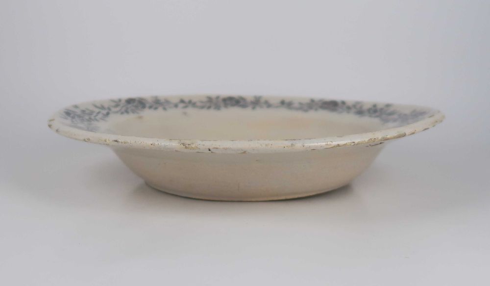 Prato Faiança do Norte Séc. XIX