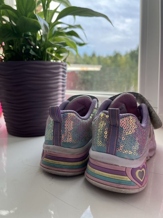 Кросівки скетчерс scechers