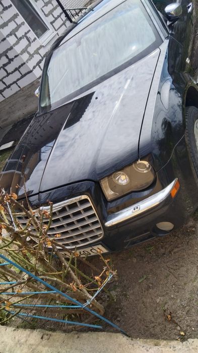 CHRYSLER 300C 2006 року випуску