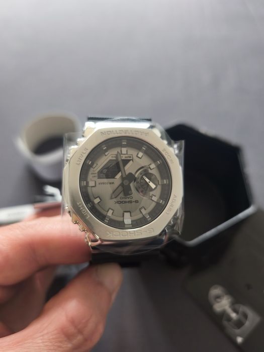 Nowy zegarek męski CASIO G-SHOCK GM-2100-1AER