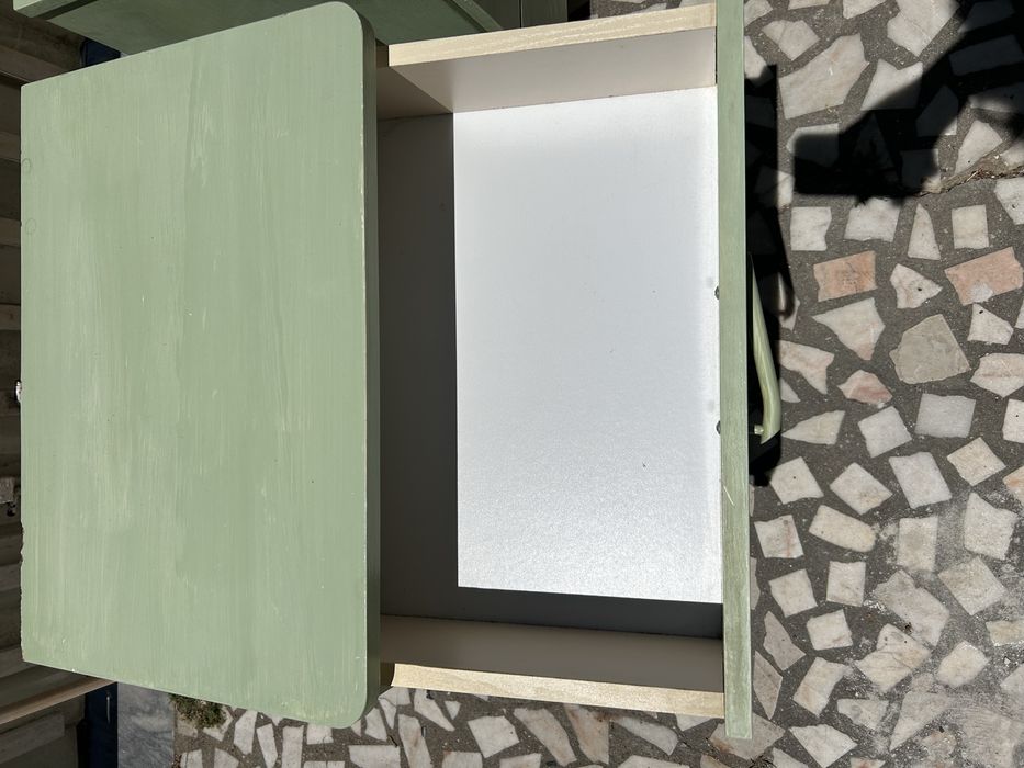 Conjunto Mesinhas de Cabeceira com 3 Gavetas – Madeira – Verde Claro