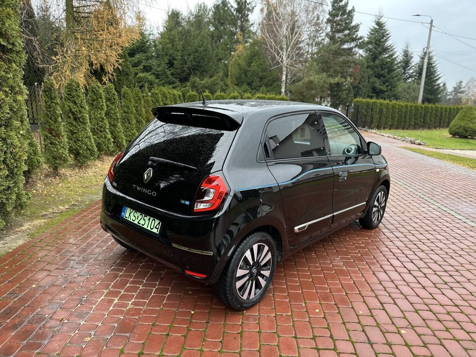 Renault Twingo ZE 2021 elektryk EV 22KWh ladowanie z gniazdka 230v